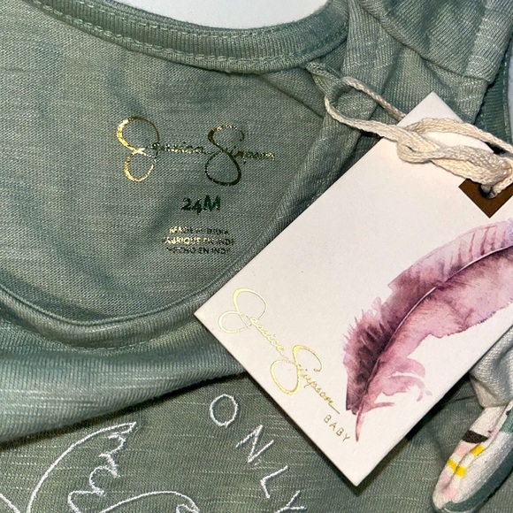 Jessica Simpson 2pc Set - Picture 5 of 7